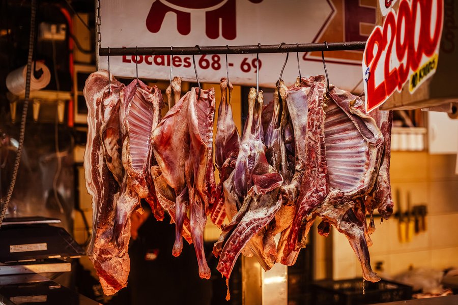 Lamb-rib butcher.