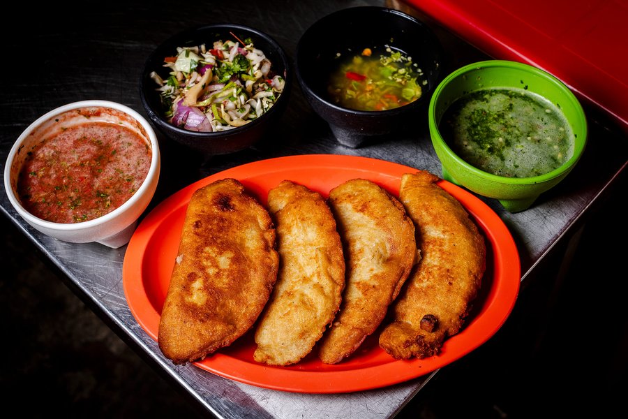 Empanadas & salsas.