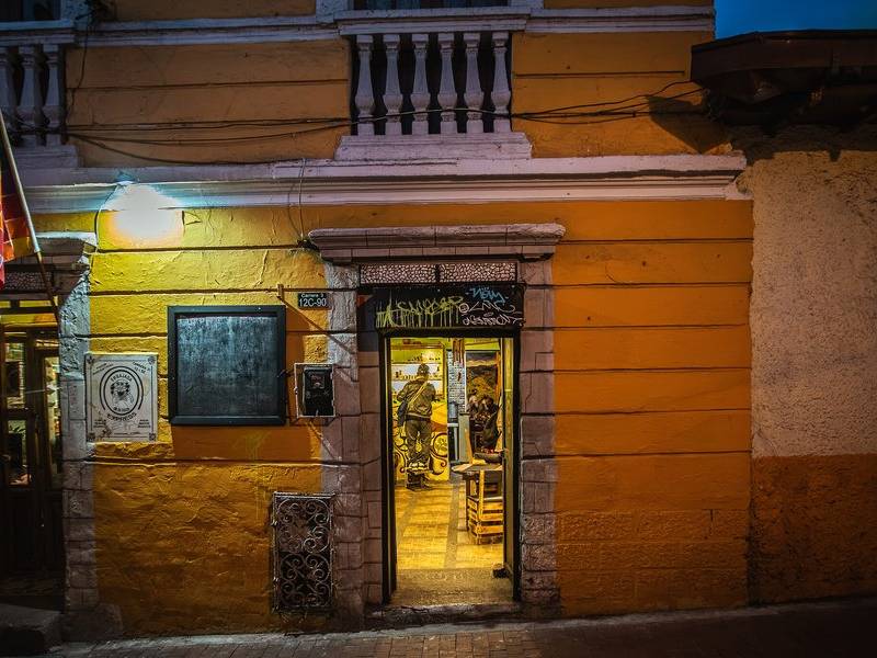 Candelaria at night.