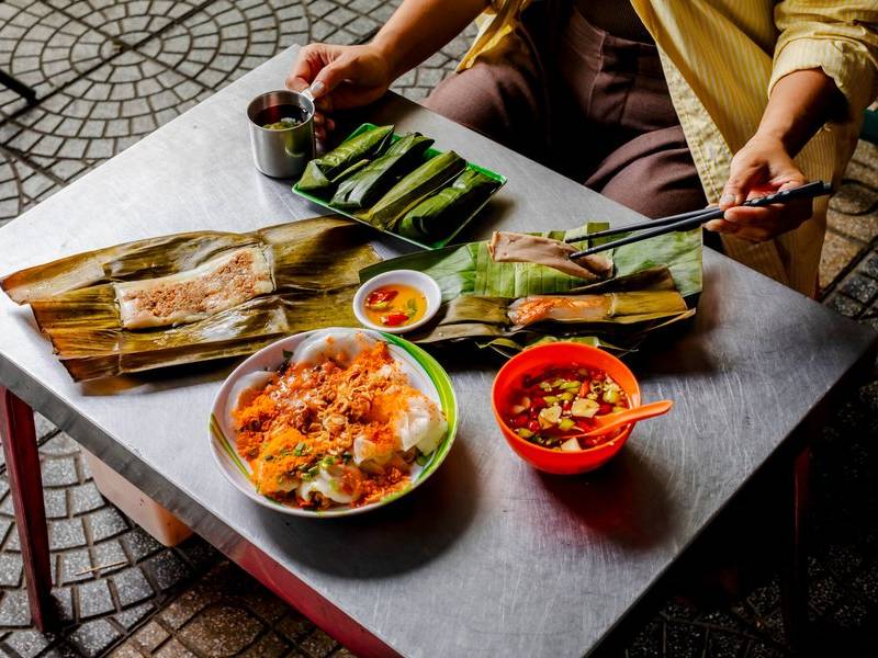 Banana leaf parcels.