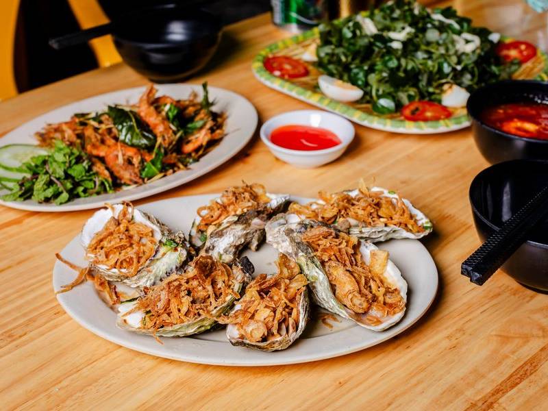 Vietname-style oysters.