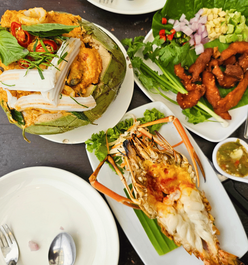 Grilled river goong prawns.