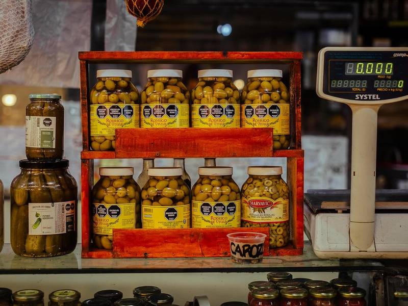 Market life.