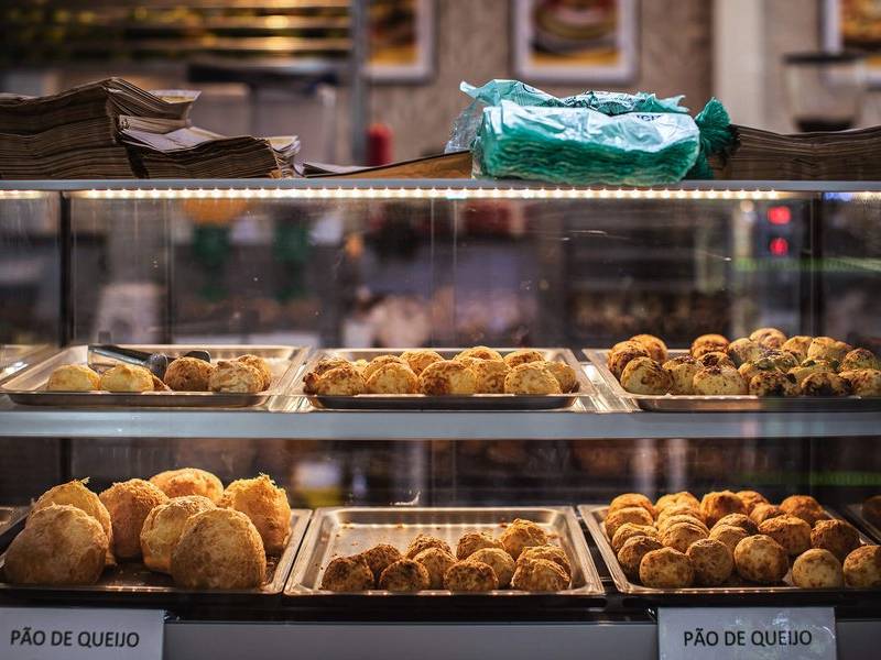 Pão de queijo case.