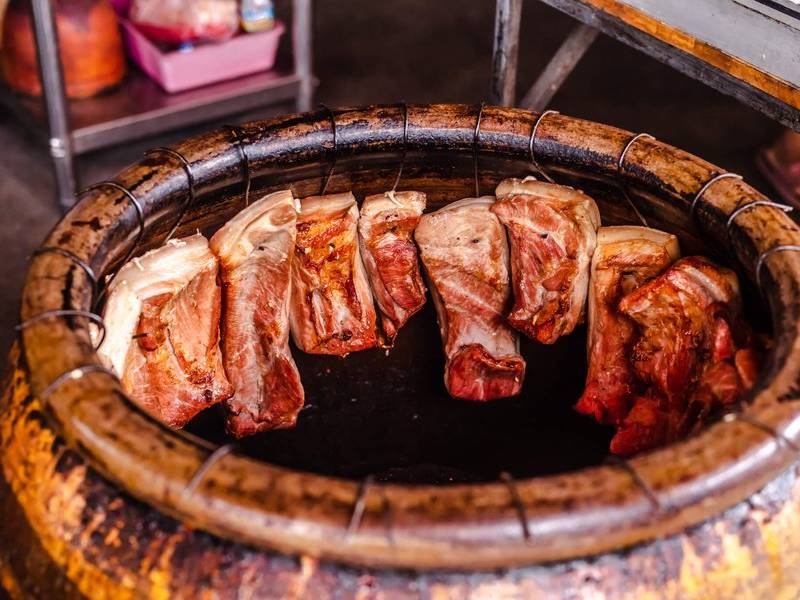 Roasting in clay pots.