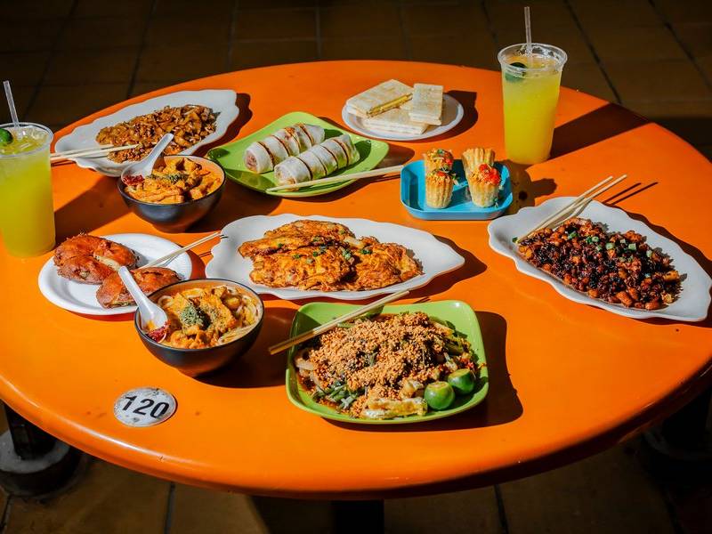 Full hawker table.