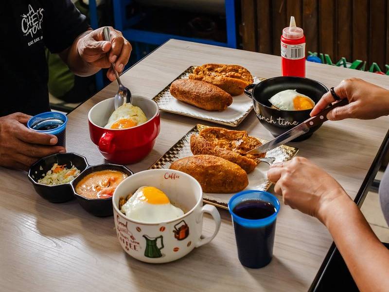 Ecuadorian breakfast.