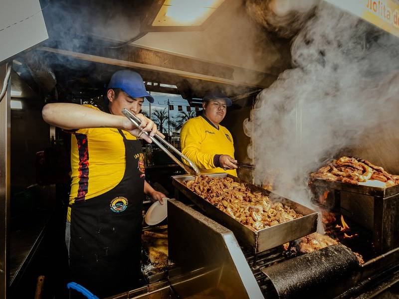 Chicharrón grill.