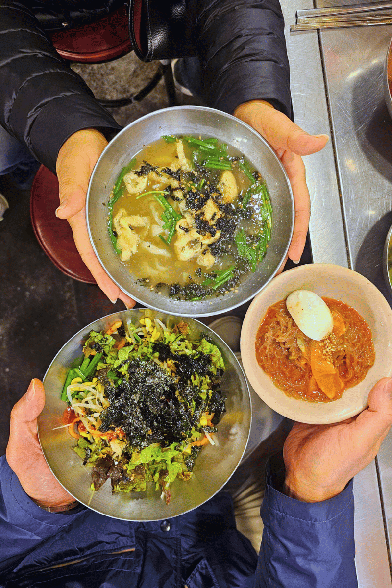 Kalguksu noodles.