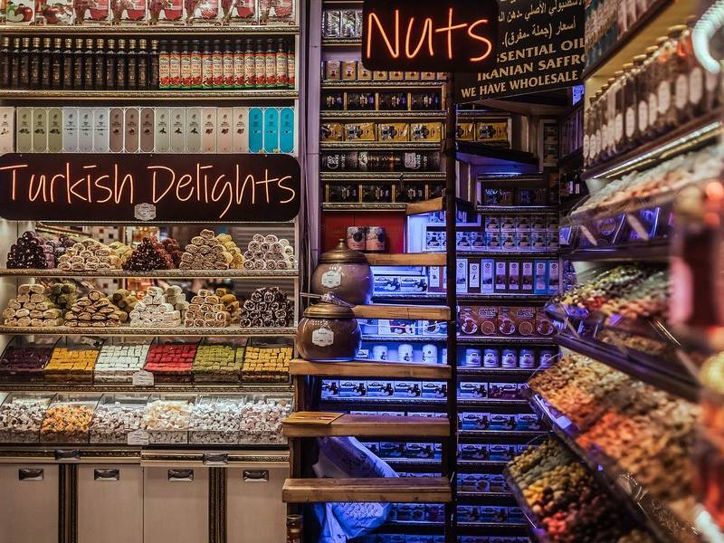 Lokum & nuts.