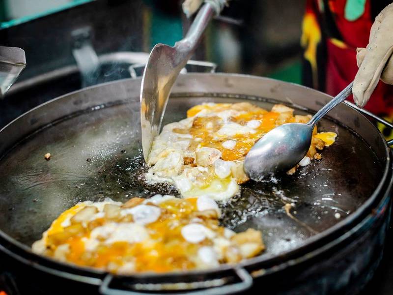 Frying bột chiên.