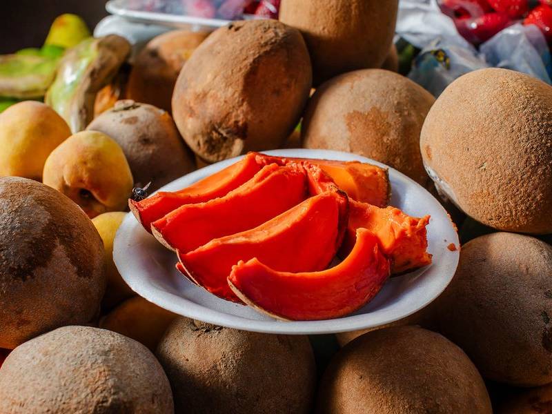 Slices of sapodilla.