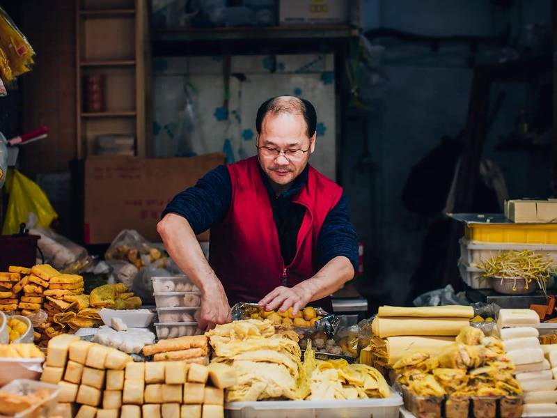 Market vendor in the afternoon.