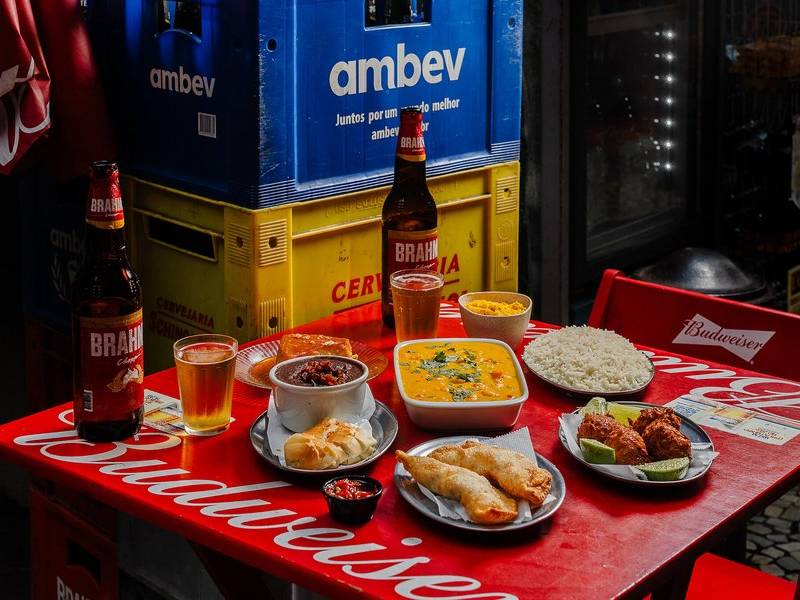 Boteco evening table.