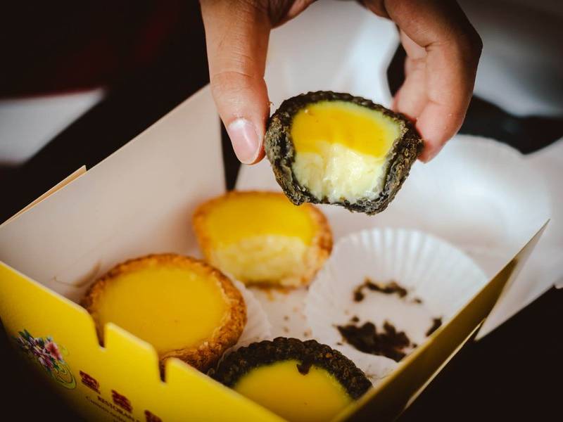 Charcoal egg tarts.