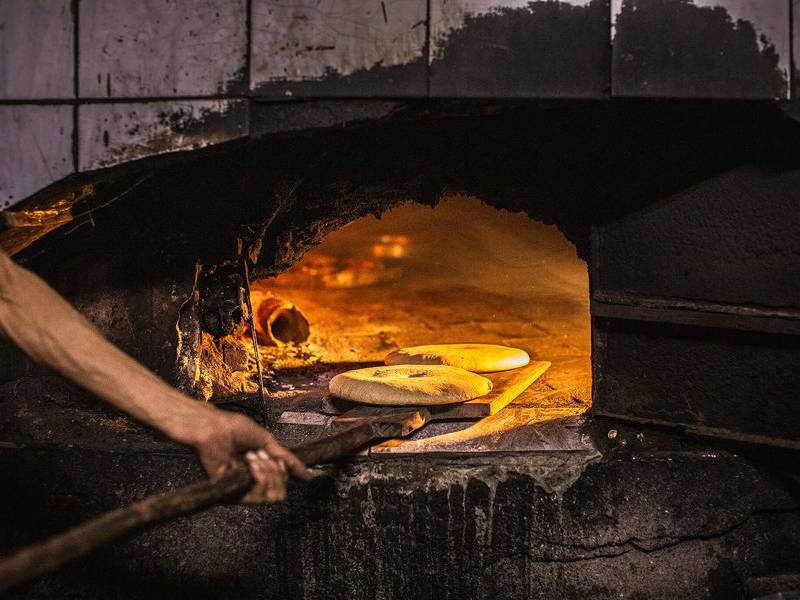 Wood-fired khobz.