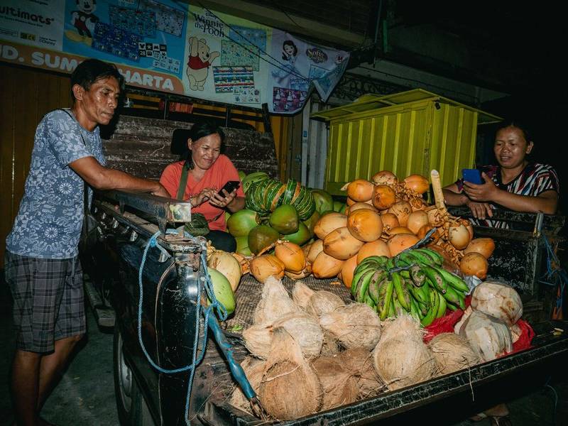 Night market.