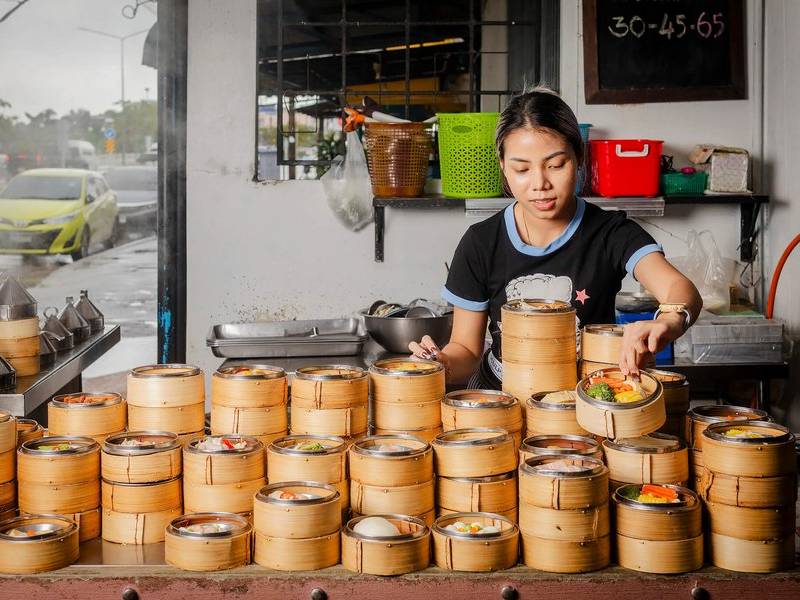 Baskets of dim sum.
