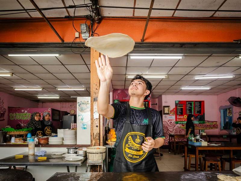 Roti spinner.