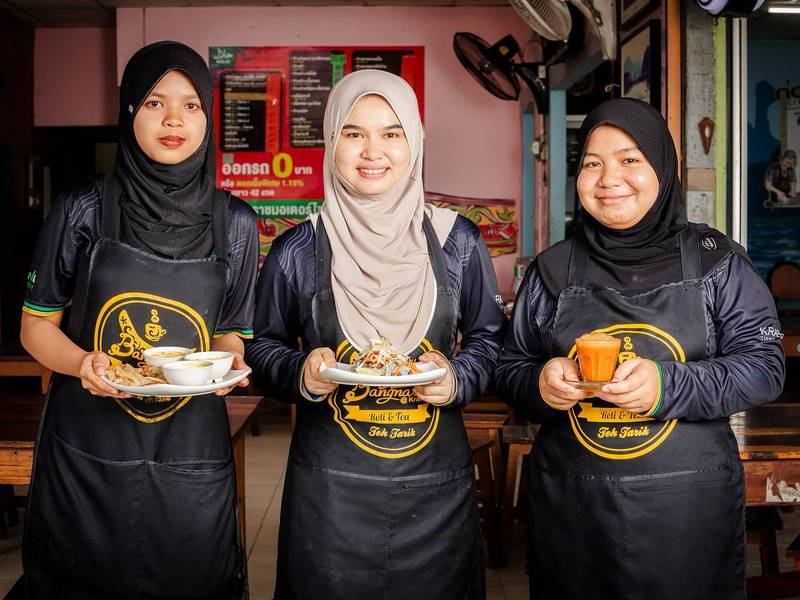 Krabi food heroes.