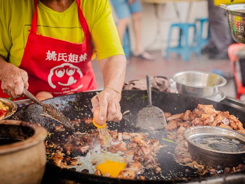 Egg on char kway teow.
