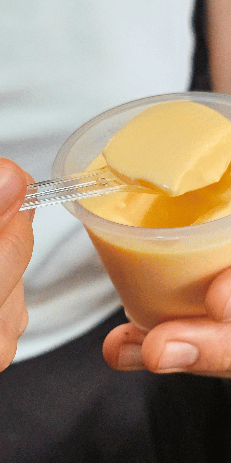 Purin cup.