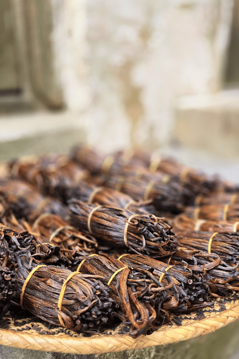 Bunches of vanilla.