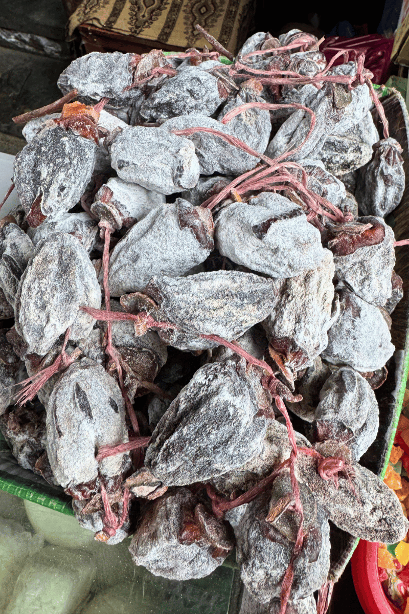 Sugared dried persimmons.
