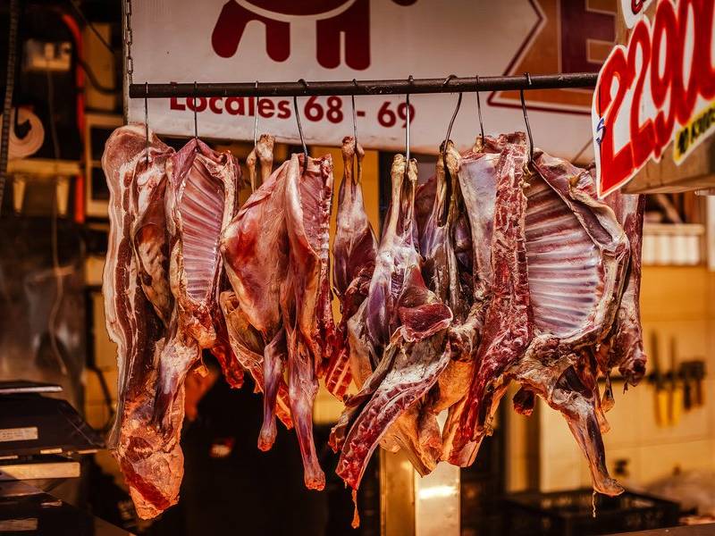 Lamb-rib butcher.
