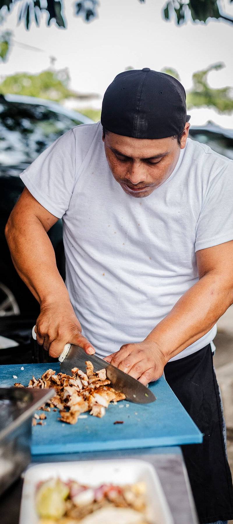 Chopping the taquiza.