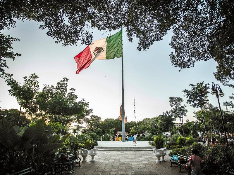 Plaza Grande flag.