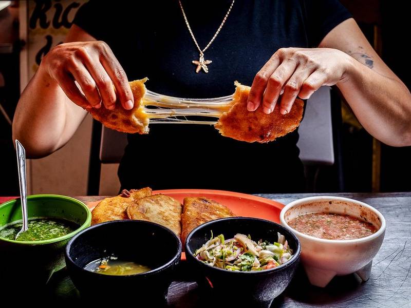 Empanada queso pull.