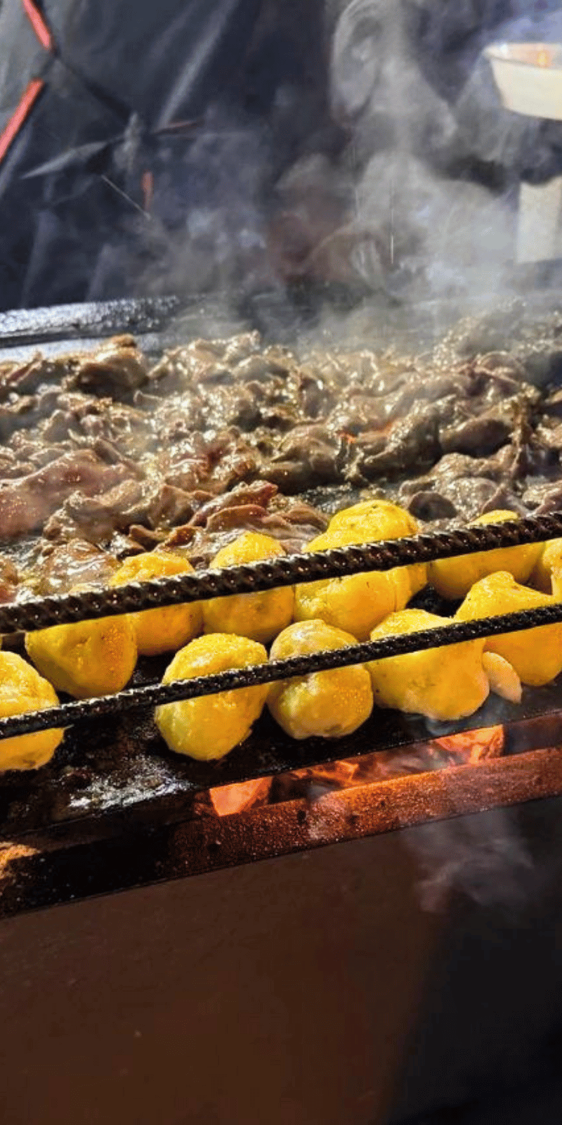 Grill of anticuchos.