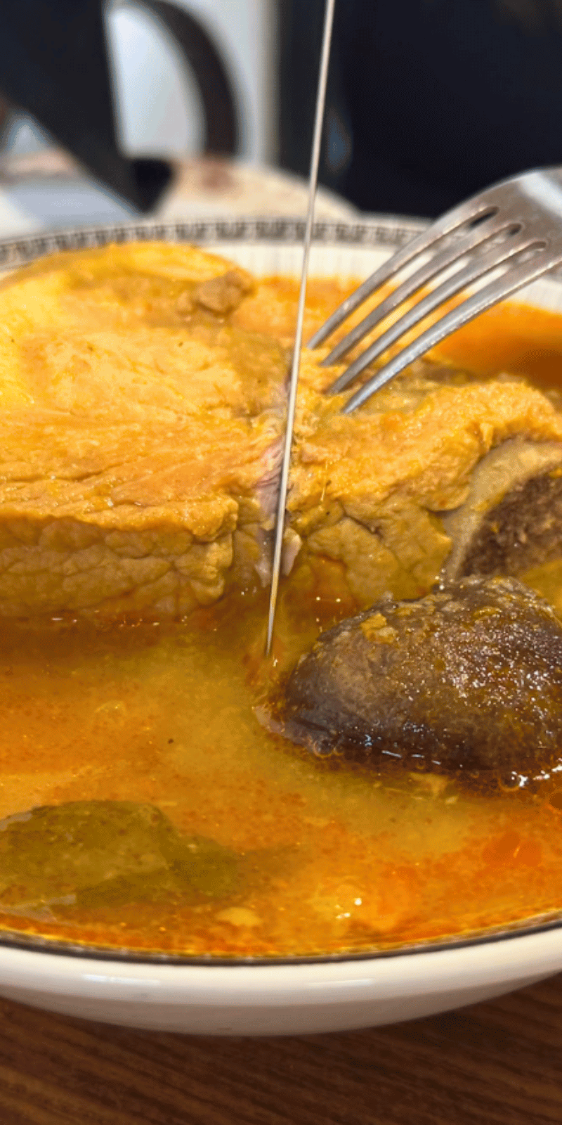 A bowl of fricasé.
