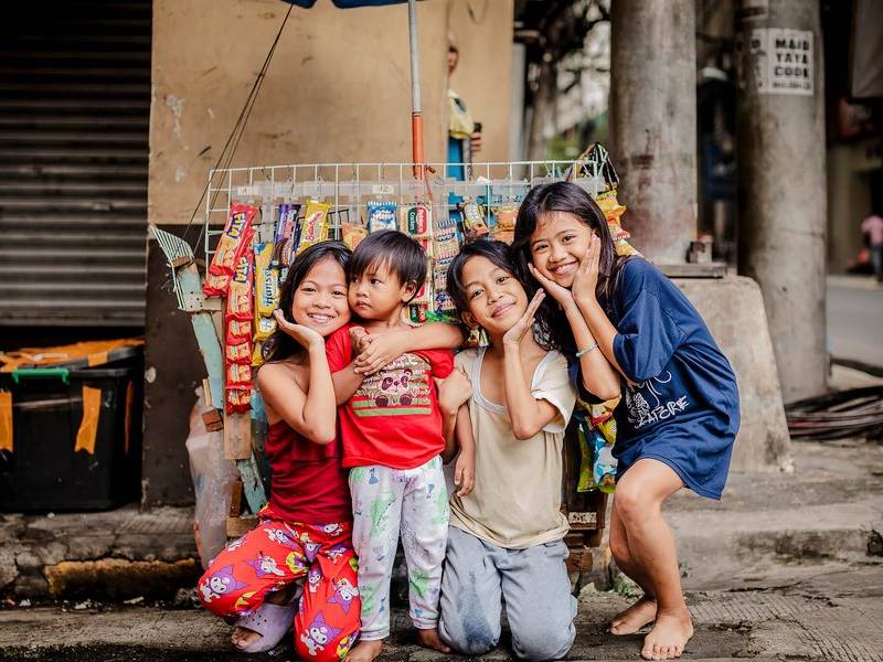 Sari-sari kids.