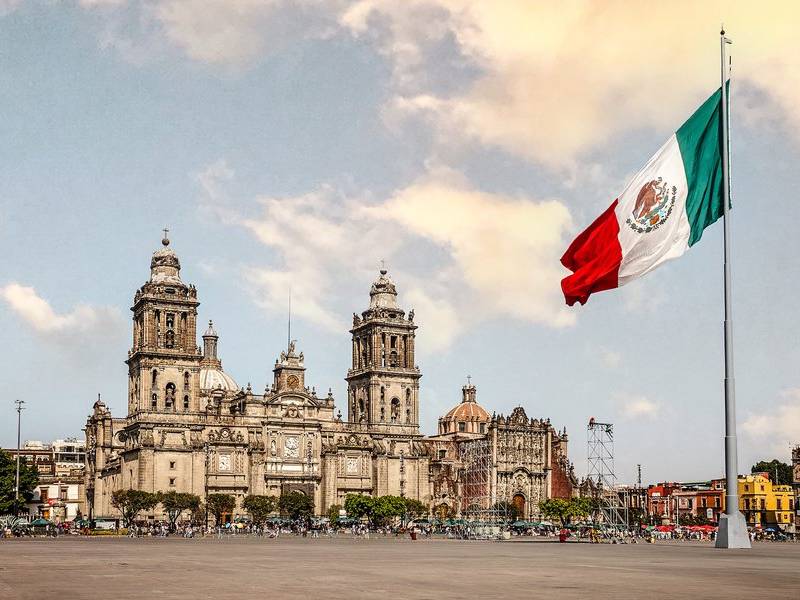 Zócalo cathedral.